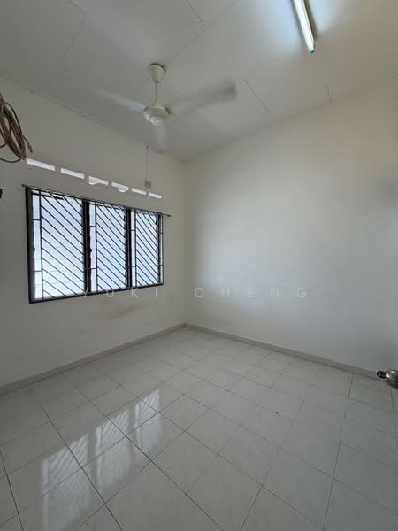 Rumah Teres 1 Tingkat untuk Disewa di Taman Ungku Tun Aminah (Skudai) - Yuki Cheng - PropertyGuru.com.my