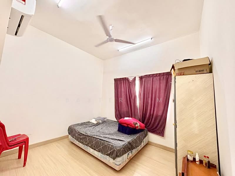 Townhouse for Sale in Dengkil (Selangor) - Baxter Lim - Bedroom - PropertyGuru.com.my