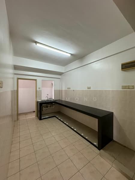 Apartment for Rent at Bayu Puteri 3 - Wil Mong - Kitchen - PropertyGuru.com.my