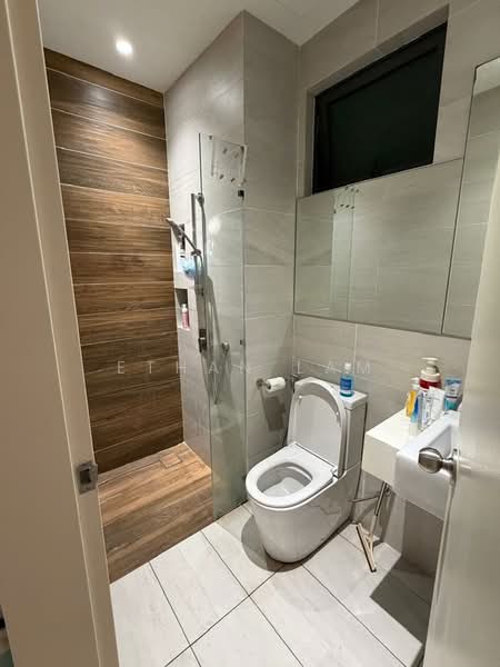 Servis Apartment untuk Disewa di UNIO Residence - Ethan Lam - Bathroom - PropertyGuru.com.my