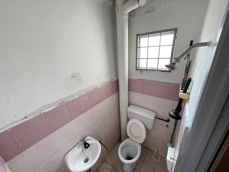 Pangsapuri untuk Dijual di Pangsapuri Laksamana - MY Loh - PropertyGuru.com.my