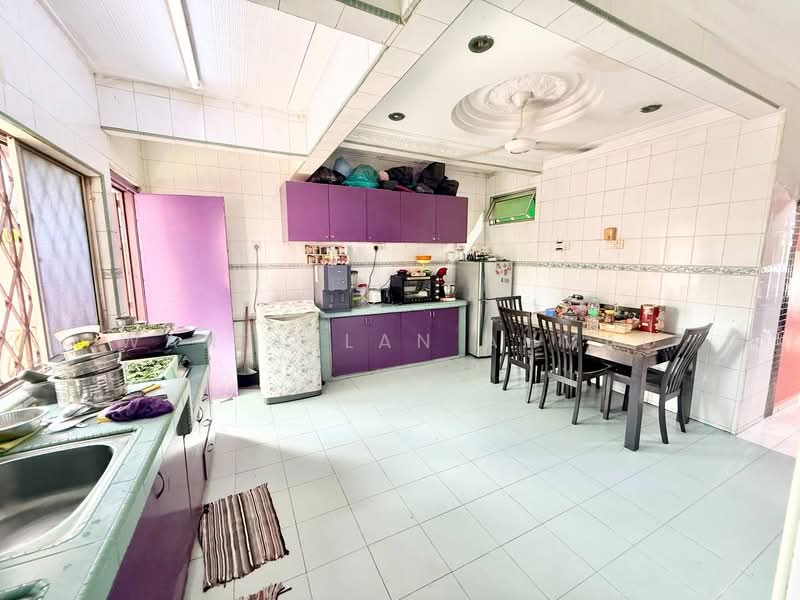 Rumah Teres 1 Tingkat untuk Dijual di Taman Mawar (Bandar Kinrara) - Wan Azlan Ahmad - PropertyGuru.com.my