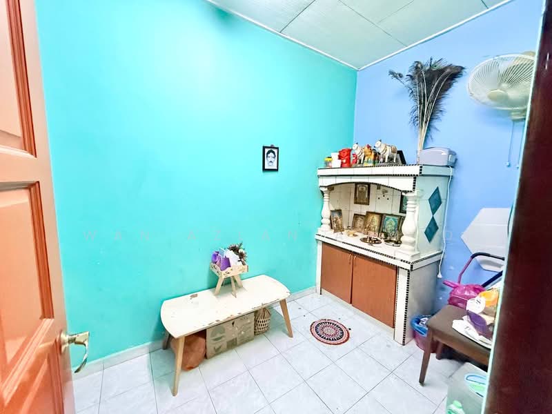 Rumah Teres 1 Tingkat untuk Dijual di Taman Mawar (Bandar Kinrara) - Wan Azlan Ahmad - PropertyGuru.com.my