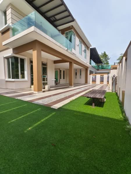 Semi-Detached House for Sale in Taman Nusa Bestari (Iskandar Puteri (Nusajaya)) - Jacelyn Ng - PropertyGuru.com.my