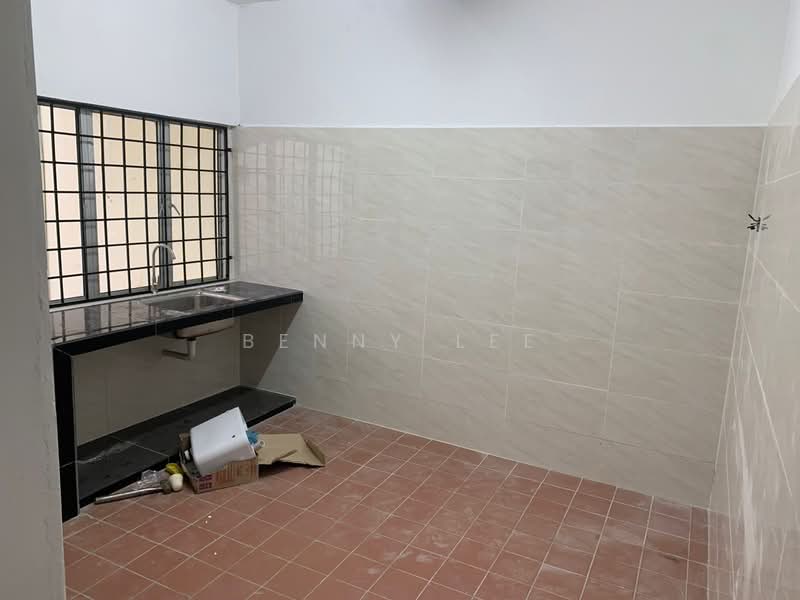 2-storey Terraced House for Rent in Taman Harmoni (Kajang) - Benny Lee - Kitchen - PropertyGuru.com.my
