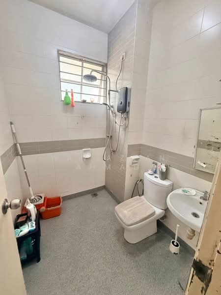 2-storey Terraced House for Sale in Alam Nusantara (Setia Alam) - Wan Azlan Ahmad - PropertyGuru.com.my
