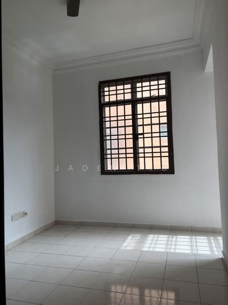 Apartment for Sale at Villa Bestari Apartment - Jaden Tio - Second room - PropertyGuru.com.my