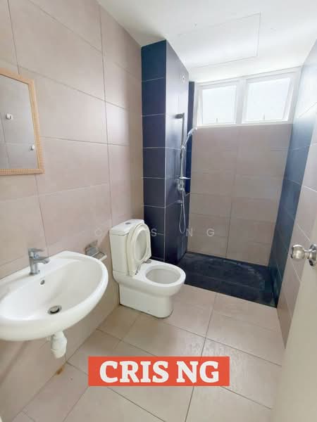 Kondominium untuk Dijual di Gardens Ville - Cris Ng - Bathroom - PropertyGuru.com.my