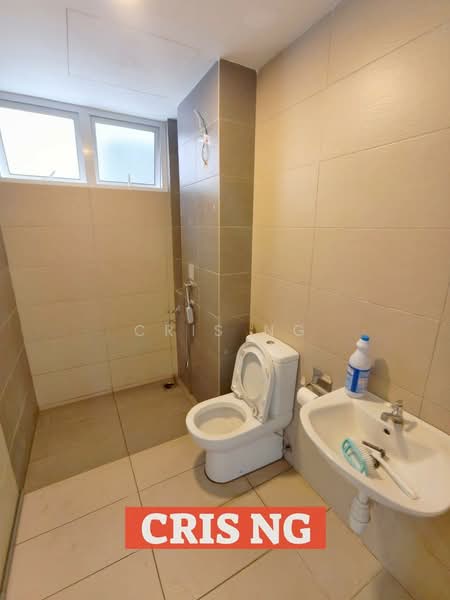 Kondominium untuk Dijual di Gardens Ville - Cris Ng - Bathroom - PropertyGuru.com.my