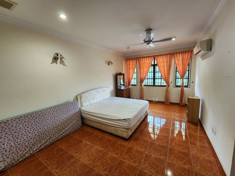 Rumah Teres 2 Tingkat untuk Disewa di Permas Jaya (Johor) - Jason Lim - Bedroom - PropertyGuru.com.my