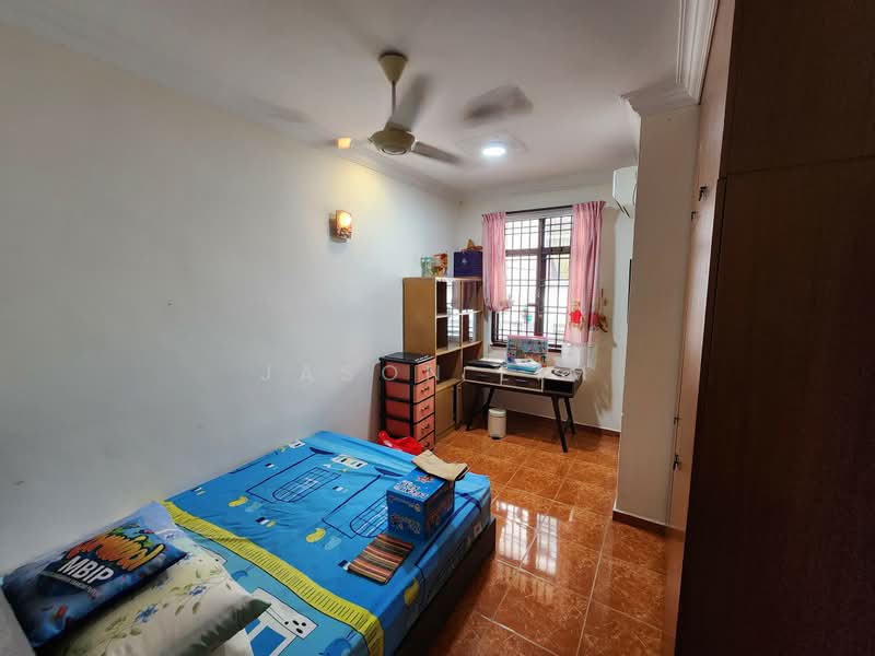 Rumah Teres 2 Tingkat untuk Disewa di Permas Jaya (Johor) - Jason Lim - Bedroom - PropertyGuru.com.my
