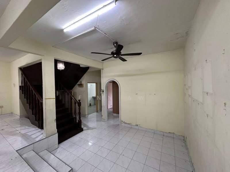 2-storey Terraced House for Rent in Taman Pelangi (Johor Bahru) - Finn Aw - PropertyGuru.com.my