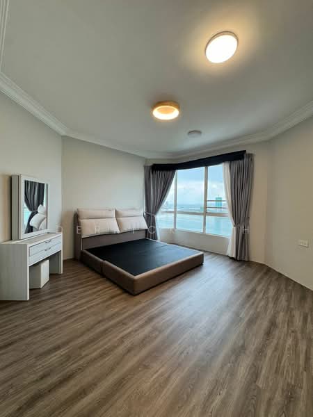 Condominium for Rent at Gurney Beach Resort - Derrick Loh - Bedroom - PropertyGuru.com.my