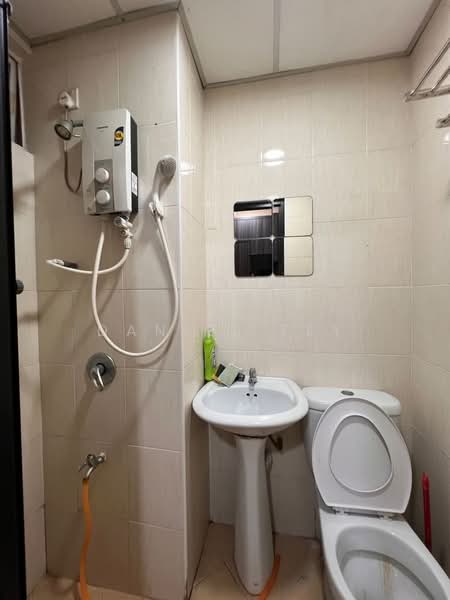 Apartment for Rent at Sri Samudera Apartment (Seaview Residence Suites) - Daniel Tey - PropertyGuru.com.my