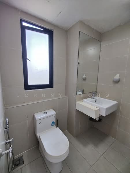 Servis Apartment untuk Disewa di Kanvas SOHO - Johnny Leong - Bathroom - PropertyGuru.com.my
