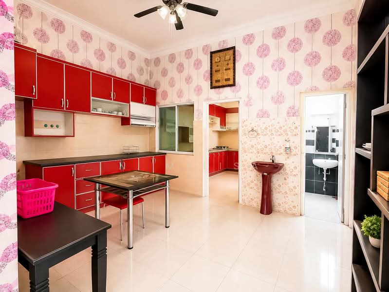 Semi-Detached House for Sale in Taman Jati Permai (Sitiawan) - N. Melisa - Kitchen - PropertyGuru.com.my