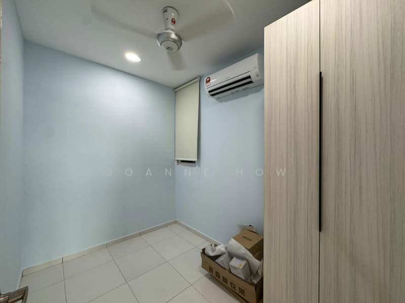 Kondominium untuk Dijual di Grand Residence @ Merak Mas - Joanne How - Bedroom - PropertyGuru.com.my