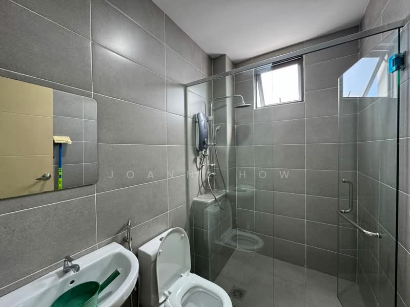 Kondominium untuk Dijual di Grand Residence @ Merak Mas - Joanne How - Bathroom - PropertyGuru.com.my