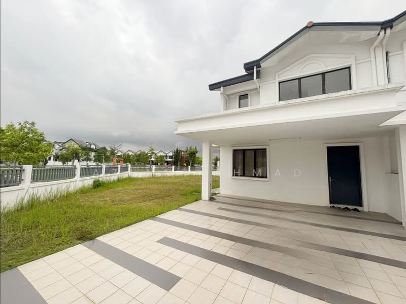 2-storey Terraced House for Sale in Alam Sari (Bangi) - Aziani Ahmad - PropertyGuru.com.my