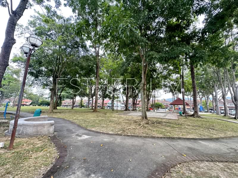2-storey Terraced House for Sale in Petaling Jaya (Selangor) - Esther Lim - Exterior - PropertyGuru.com.my