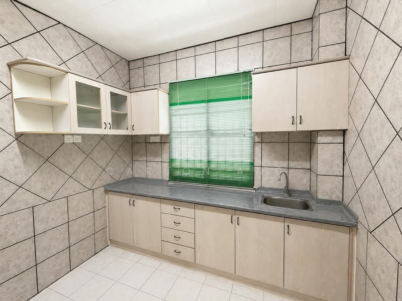 Apartment for Sale at Taman Pandan Apartment - Carson Ang - Kitchen - PropertyGuru.com.my
