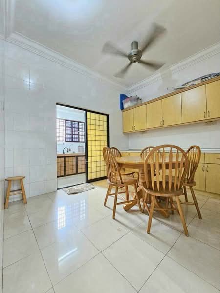 1-storey Terraced House for Sale in Johor Bahru (Johor) - Ellen Yeap - Kitchen - PropertyGuru.com.my
