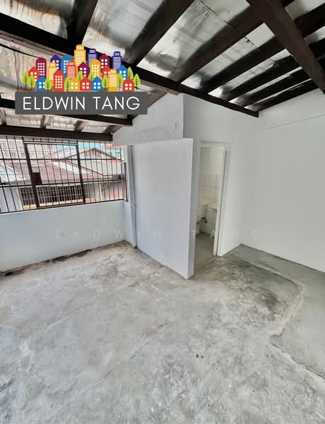 Kedai untuk Disewa di George Town (Penang) - Eldwin Tang - Balcony - PropertyGuru.com.my