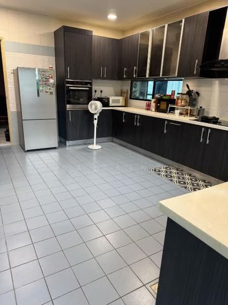 Semi-Detached House for Sale in Ampang Jaya (Ampang) - Eda Zainal - Kitchen - PropertyGuru.com.my