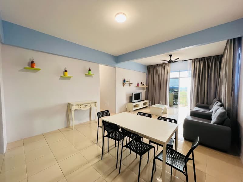 Pangsapuri untuk Dijual di Crown Imperial Court - Jenni Cha - Living Room - PropertyGuru.com.my