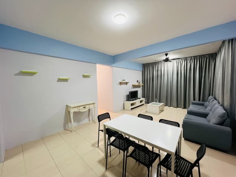Pangsapuri untuk Dijual di Crown Imperial Court - Jenni Cha - Living Room - PropertyGuru.com.my