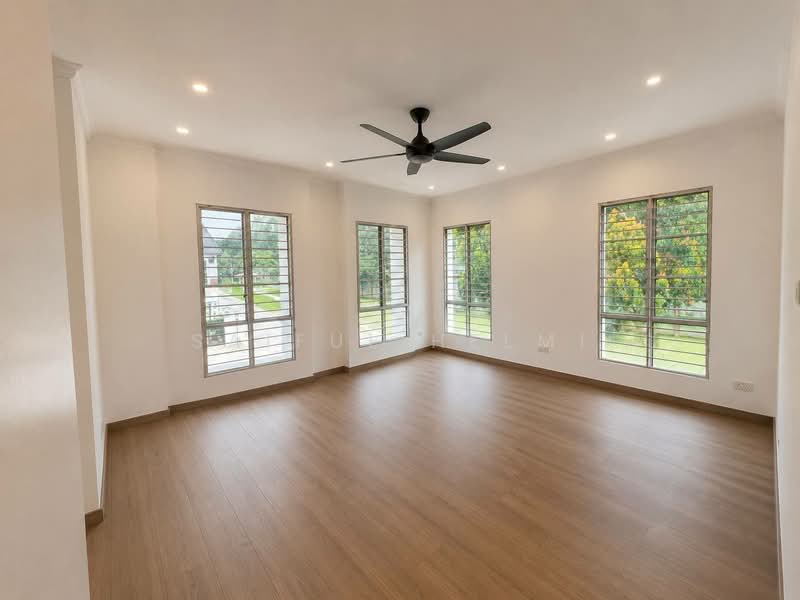 2-storey Terraced House for Sale in Putra Avenue (Subang Jaya) - SAIFUL HELMI - Living Room - PropertyGuru.com.my