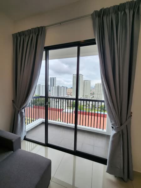 Kondominium untuk Disewa di Artis 3 Residence - Zane Tam - Balcony - PropertyGuru.com.my