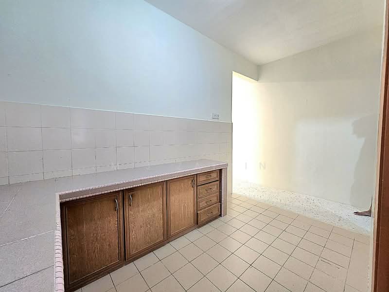 Apartment for Sale at Sri Melor (Mulberry Court) - M.J Zairin - Kitchen - PropertyGuru.com.my