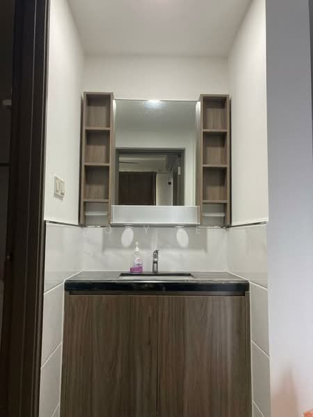 Service Residence for Sale at Country Garden Central Park - Zoey Lee - Bathroom - PropertyGuru.com.my