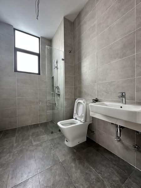 Semi-Detached House for Sale in Setia Eco Park (Setia Alam) - Jess Tee - Bathroom - PropertyGuru.com.my
