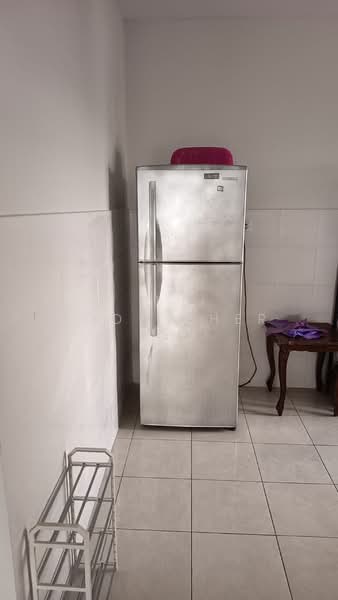 Condominium for Rent at Platinum OUG Residence - Cody Cher - Kitchen - PropertyGuru.com.my