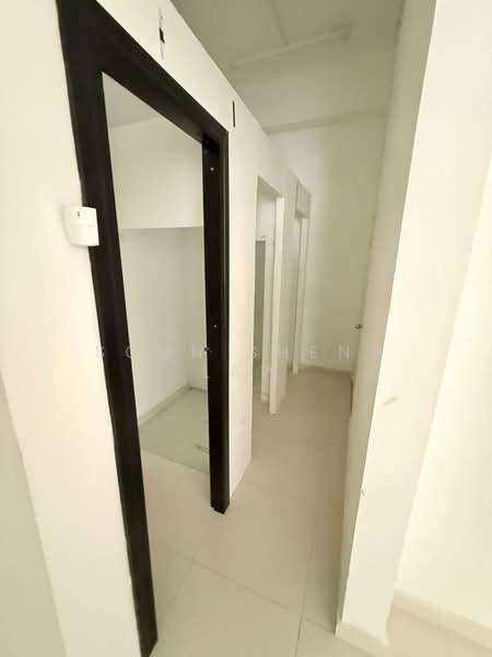 Retail Space for Rent in Bangi Sentral (Bandar Baru Bangi) - Soon Sheng Law - Corridor - PropertyGuru.com.my