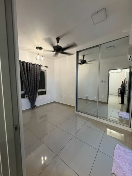 Kondominium untuk Disewa di The Edge Residence - Gilbert Tay - Bedroom - PropertyGuru.com.my