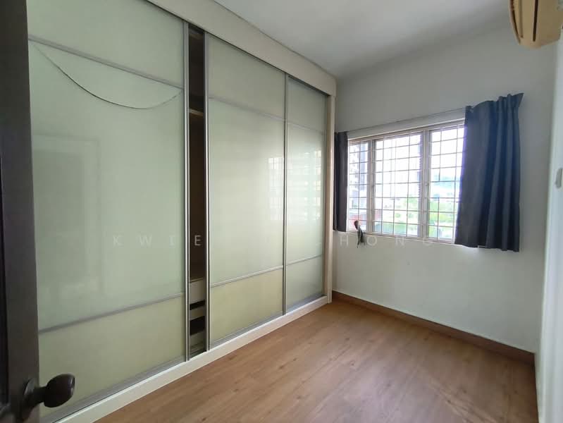 Kondominium untuk Dijual di Awana Puri - Kweenie Chong - Bedroom - PropertyGuru.com.my