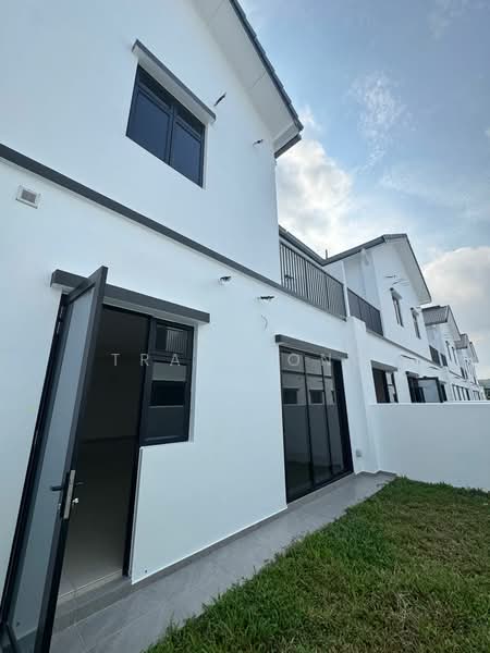 Rumah Kluster untuk Dijual di Taman Ekoflora (Johor Bahru) - Tracy Ong - Exterior - PropertyGuru.com.my