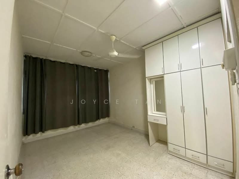 Rumah Teres untuk Dijual di Usj 18 (Subang Jaya) - Joyce Tan - Bedroom - PropertyGuru.com.my