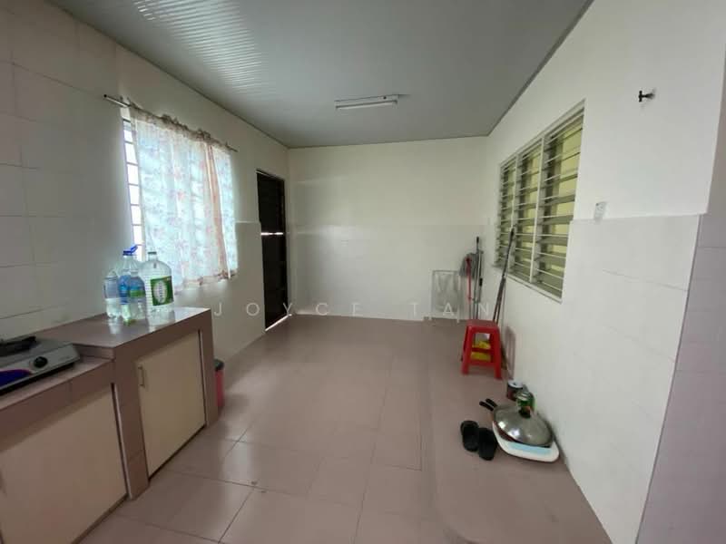Rumah Teres untuk Dijual di Usj 18 (Subang Jaya) - Joyce Tan - Kitchen - PropertyGuru.com.my