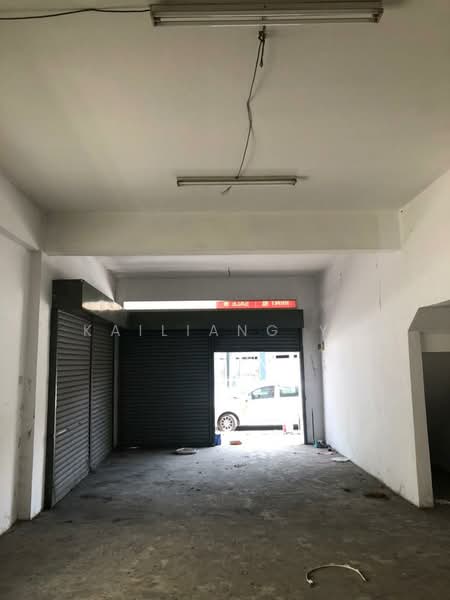 Shop for Sale in Ipoh (Perak) - Kailiang Yu - Entrance - PropertyGuru.com.my