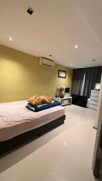 Condominium for Sale at Sea Range Tower - Aswad . - Bedroom - PropertyGuru.com.my
