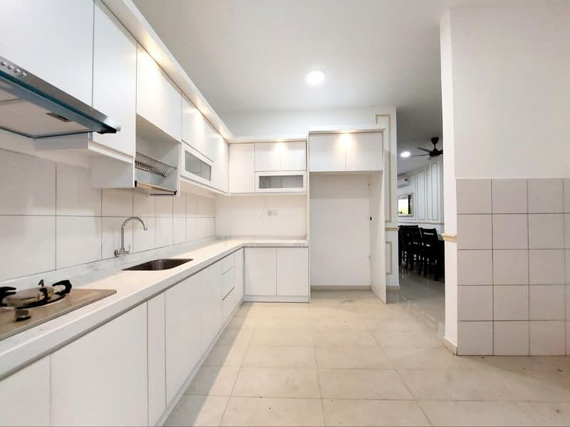 Rumah Teres 2 Tingkat untuk Dijual di Sepang (Selangor) - Maya Myra - Kitchen - PropertyGuru.com.my