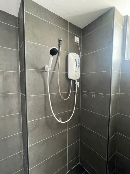 Servis Apartment untuk Dijual di Midas @ Seri Alam - Daniel Yong - Bathroom - PropertyGuru.com.my