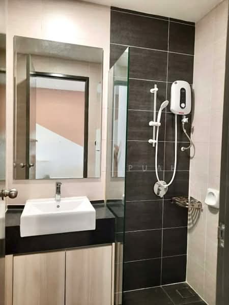 Condominium for Rent at Queensville - Jenny Puah - Bathroom - PropertyGuru.com.my