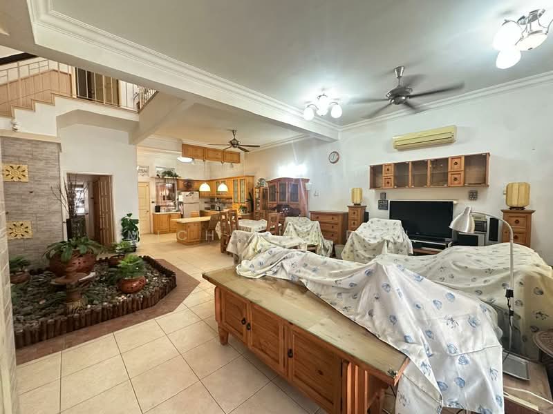 2-storey Terraced House for Sale in Kota Kemuning (Shah Alam) - Michelle Boh - Living Room - PropertyGuru.com.my