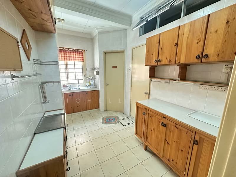 2-storey Terraced House for Sale in Kota Kemuning (Shah Alam) - Michelle Boh - Kitchen - PropertyGuru.com.my
