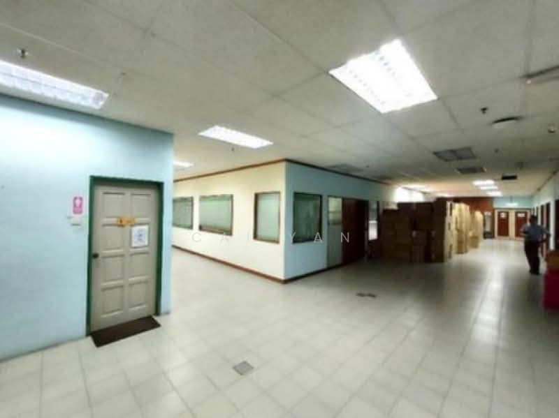 Gudang untuk Disewa di Bayan Lepas (Penang) - Cai Yan - Corridor - PropertyGuru.com.my